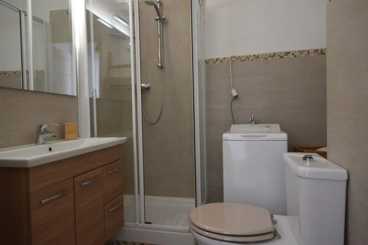 아파트 L'Aiglon Appartement Airco In The Town Center For 4 By Sunset 앙티브 프랑스